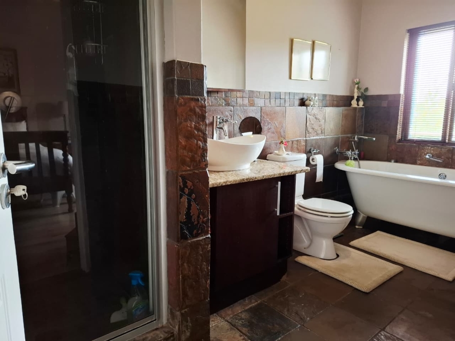 3 Bedroom Property for Sale in Woodland Hills Wildlife Estate Free State